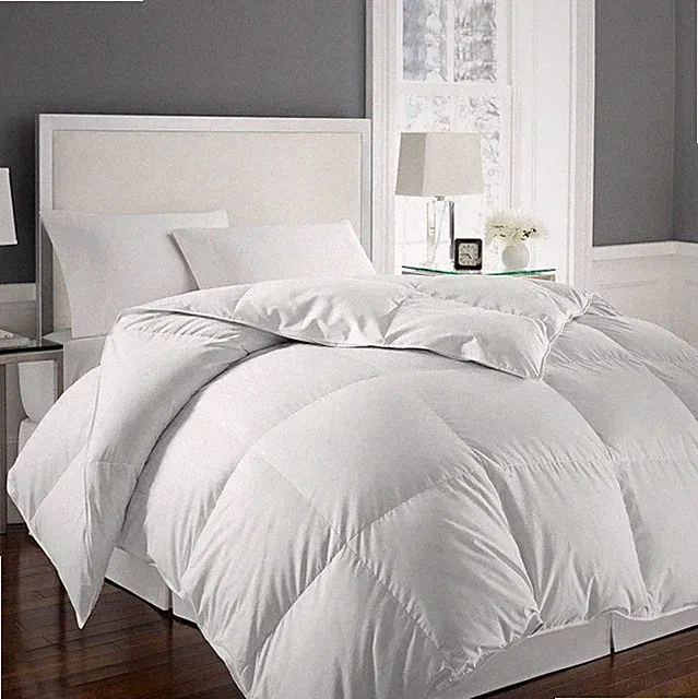Hotel Grand Naples 700 Thread Count Medium Warmth Down Alternative Comforter