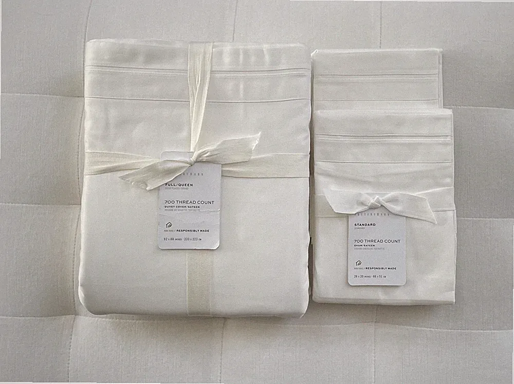 Pottery Barn 700 THREAD COUNT SATEEN Full/Queen Duvet & Standard Shams White NWT